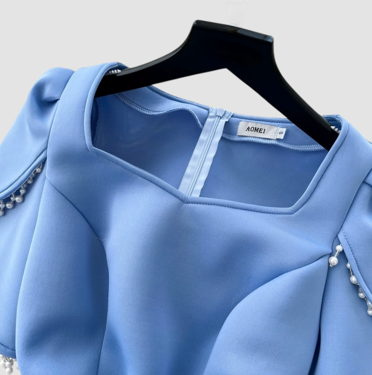 VESTITO