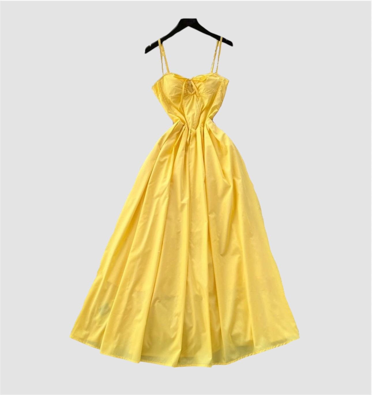 VESTITO
